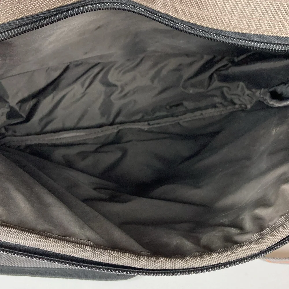 Eddie Bauer Messenger Commuter Travel Bag